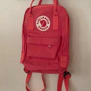 Fjallraven Kanken mini backpack